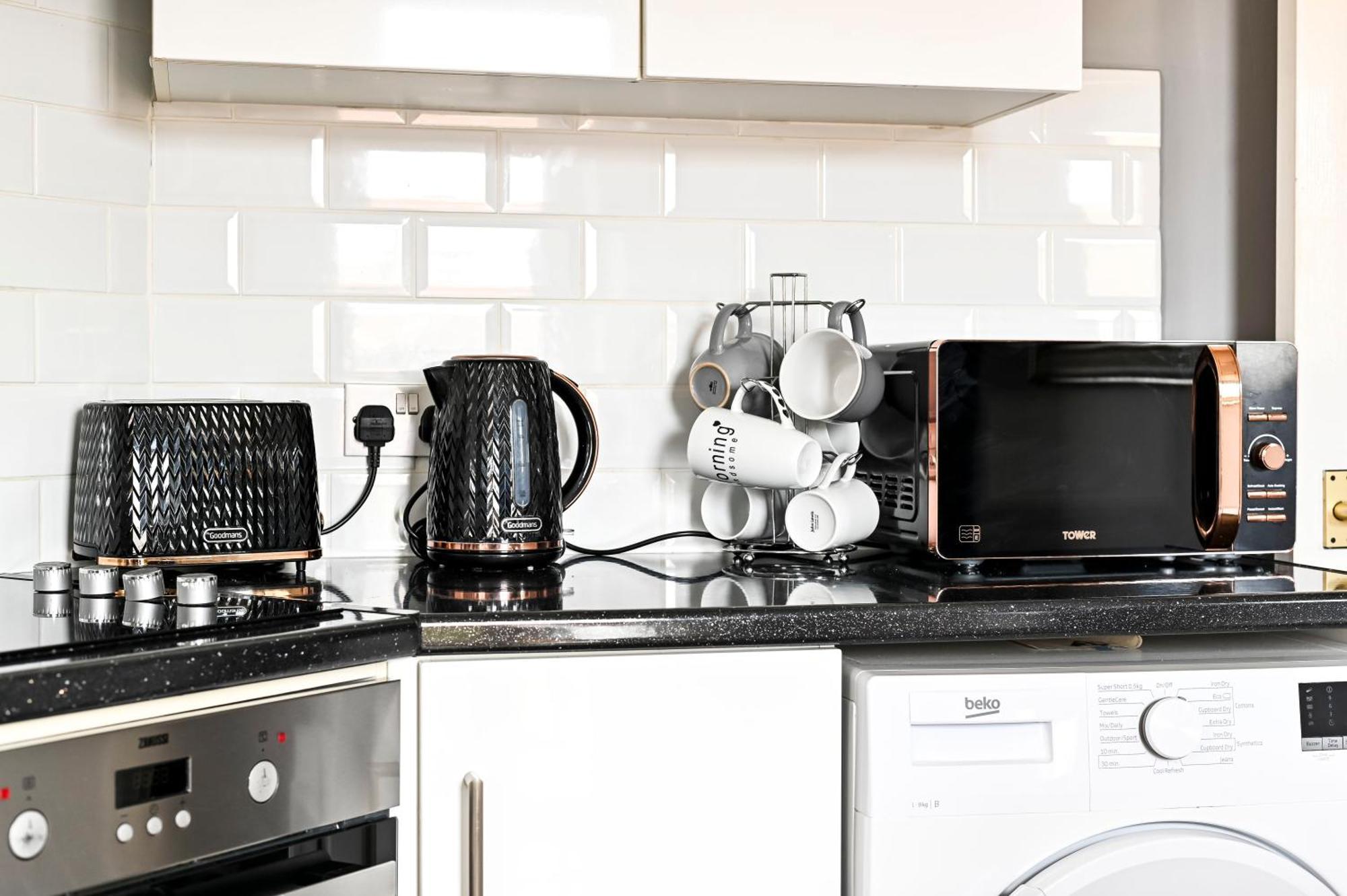 Cosy 1-Bed E15, Sleeps 4, 1 Min From Tube Station Near O2 Arena Apartment London Exterior photo