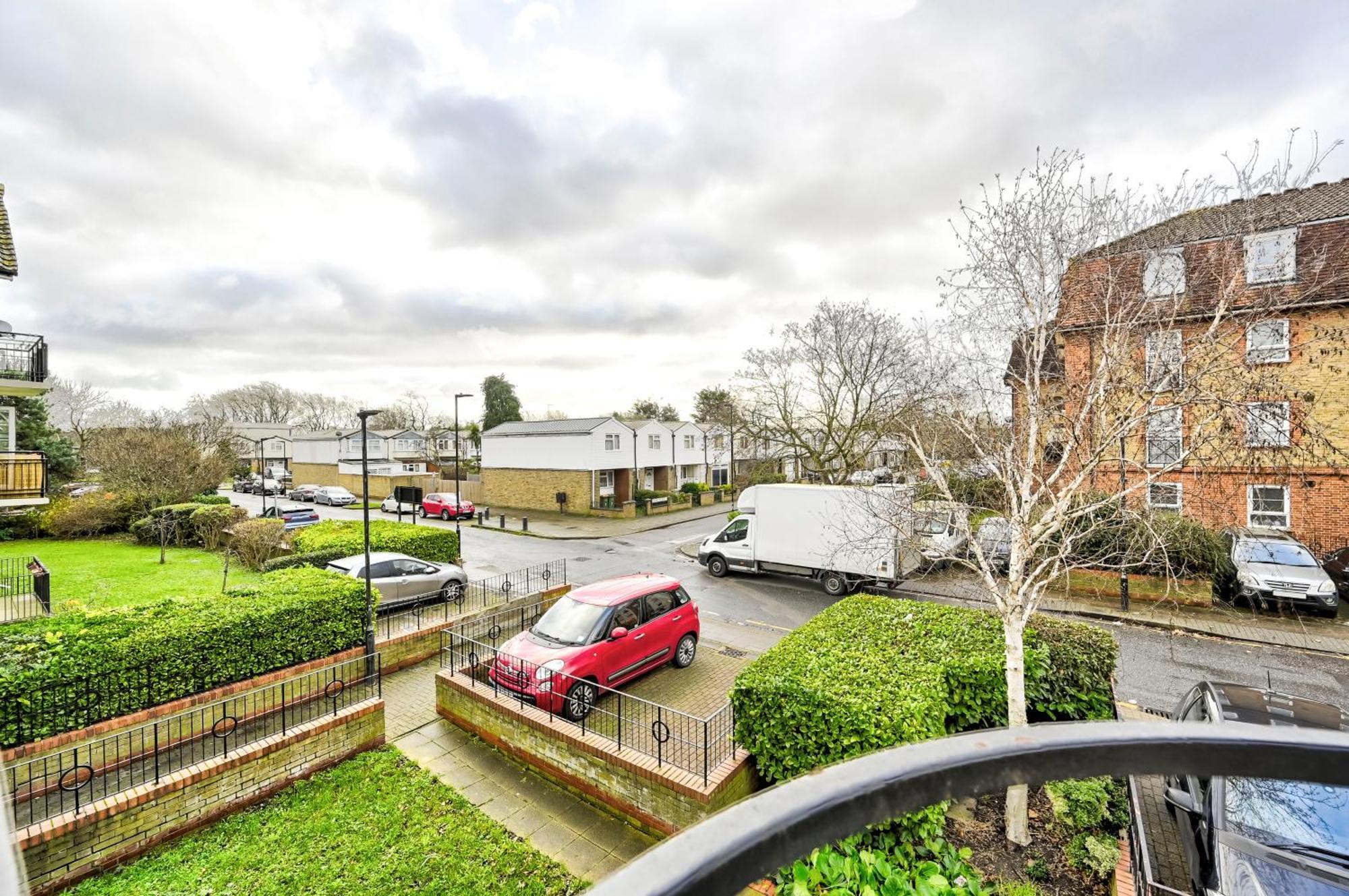 Cosy 1-Bed E15, Sleeps 4, 1 Min From Tube Station Near O2 Arena Apartment London Exterior photo